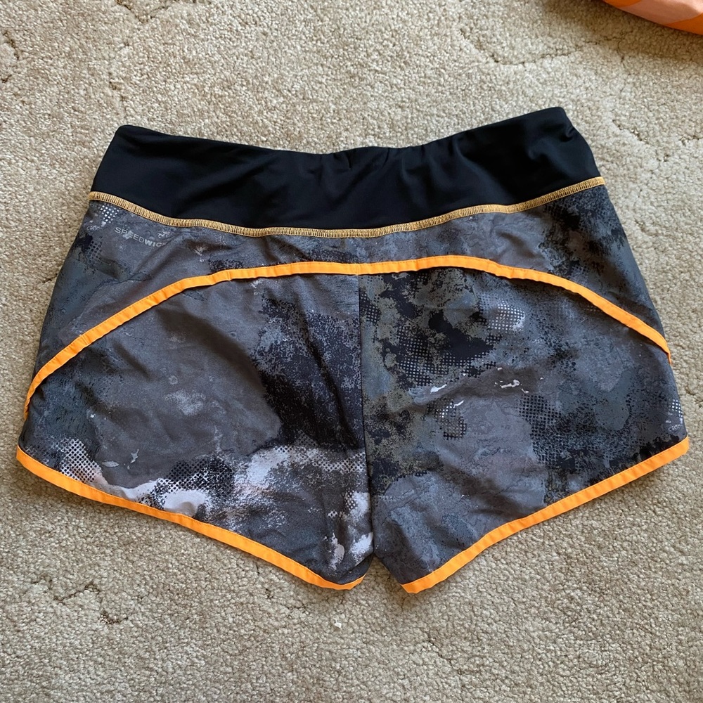 Reebok Running Shorts - Picture 2 of 3